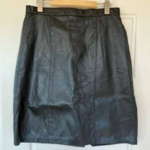 Women’s black leather skirt. 30 inches waist line.